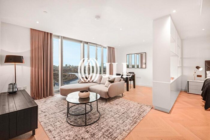 Flat To Rent In Marsh Wall London, E14