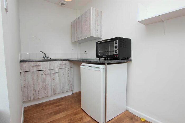 1 Bedroom Flat To Rent In Bridge Street, Darwen, BB3