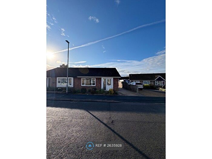 2 Bedroom Bungalow To Rent In Bramley Road, Diss, IP22