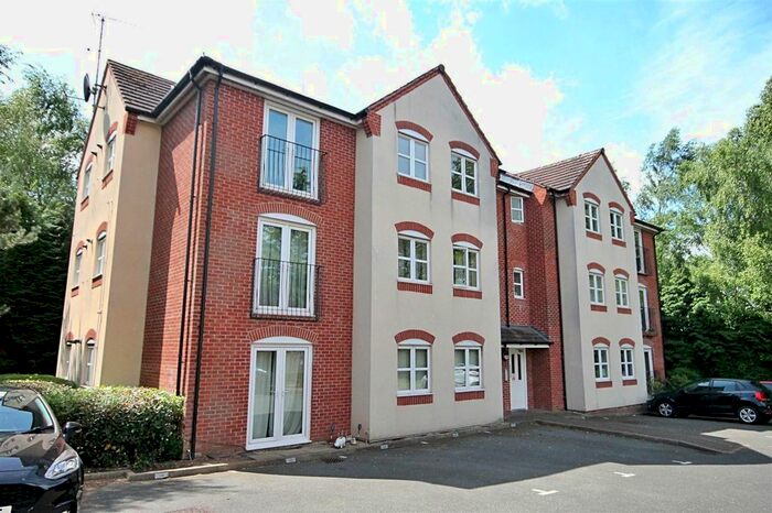2 Bedroom Flat To Rent In Quarry Hill, Wilnecote, Tamworth, Staffordshire, B77