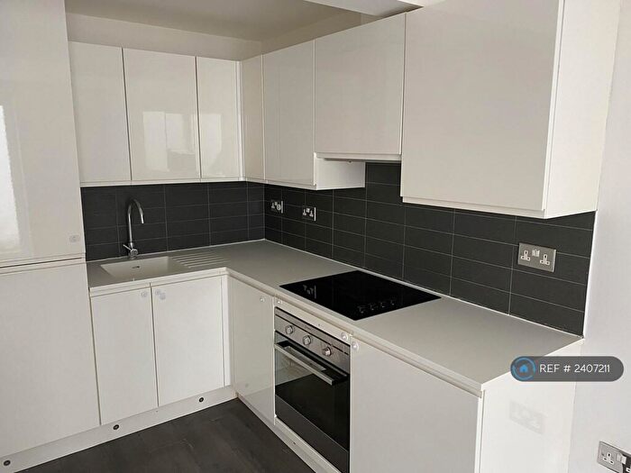 2 Bedroom Flat To Rent In Addington Street, Margate, CT9
