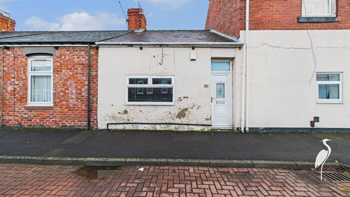 1 Bedroom Cottage For Sale In Edward Burdis Street, Southwick, Sunderland, SR5