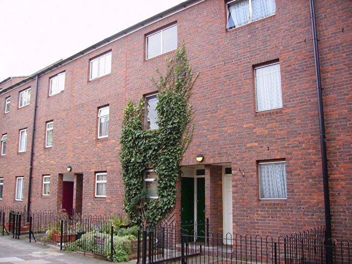 5 Bedroom Terraced House To Rent In Holland Walk, London, N19