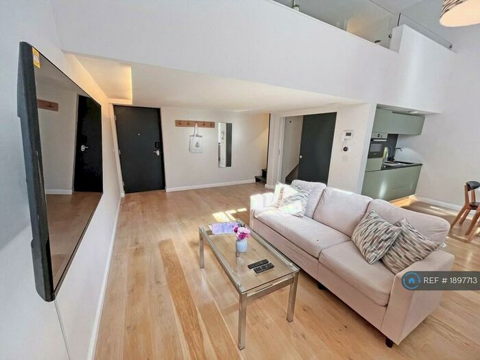 1 Bedroom Flat To Rent In Mcdonald Road, Edinburgh, EH7