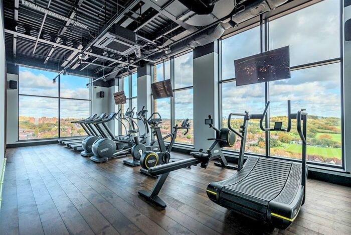 Studio To Rent In Grenan Square, Greenford, UB6