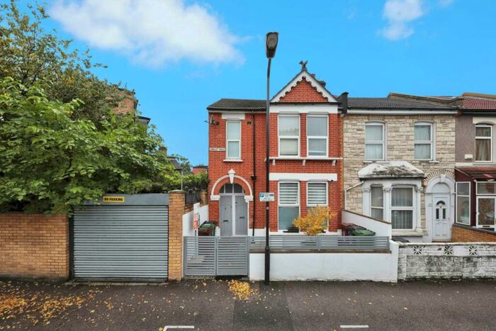 1 Bedroom Flat To Rent In Lindley Road, Leyton, E10