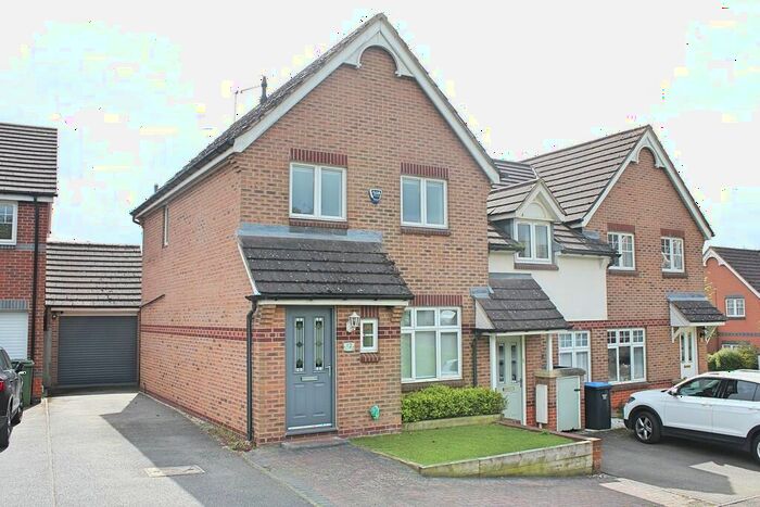 3 Bedroom Semi-Detached House To Rent In Deacon Close, Market Harborough, LE16