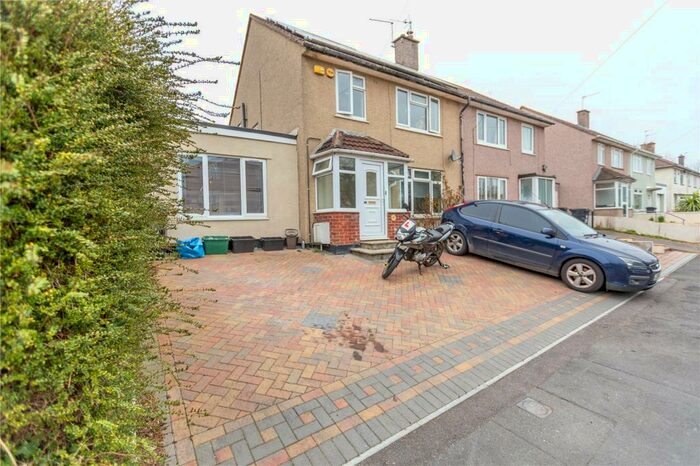 3 Bedroom Semi-Detached House To Rent In Maskelyne Avenue, Bristol, BS10