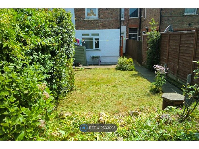 1 Bedroom Flat To Rent In Glebe Road, London, N3