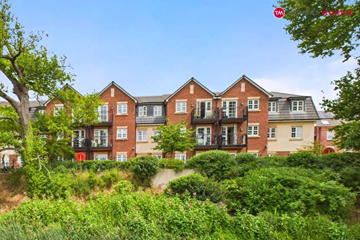 2 Bedroom Retirement Property For Sale In Shortmead Street, Biggleswade, Bedfordshire, SG18