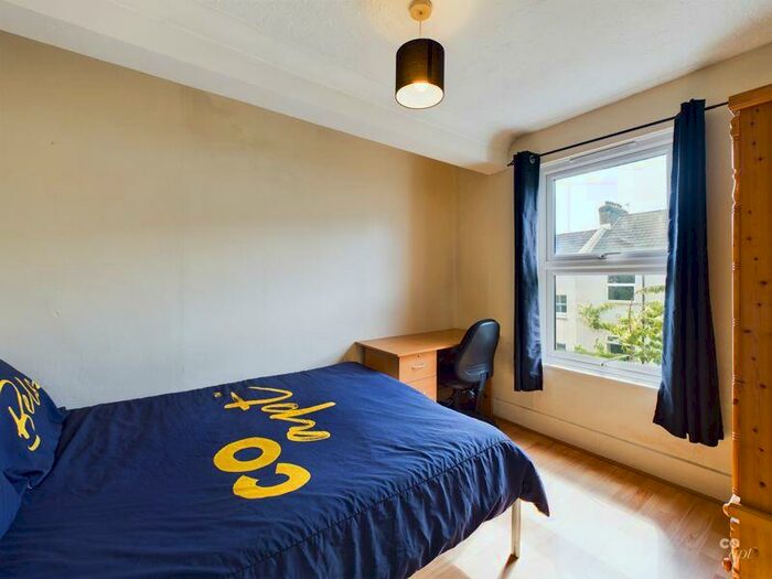 3 Bedroom House Of Multiple Occupation To Rent In Inverness Road, Brighton, BN2