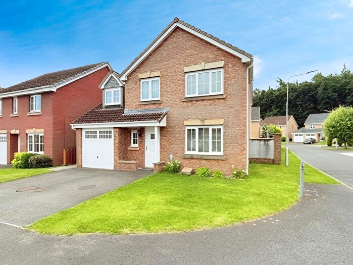 5 Bedroom Detached House To Rent In Darnaway Drive, Glenrothes, KY7