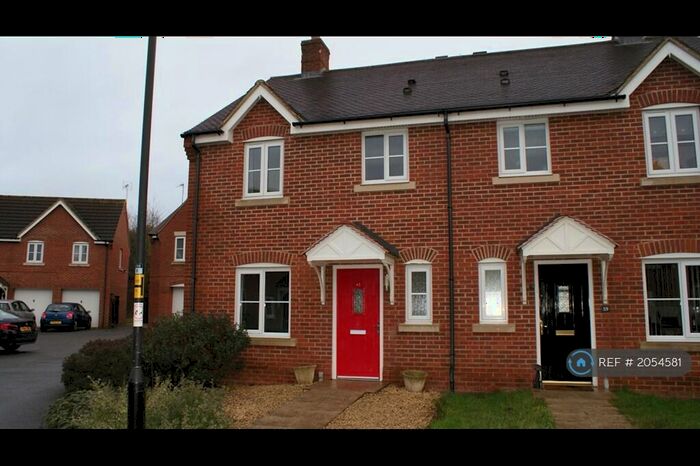 3 Bedroom Semi-Detached House To Rent In Melstock Road, Swindon, SN25