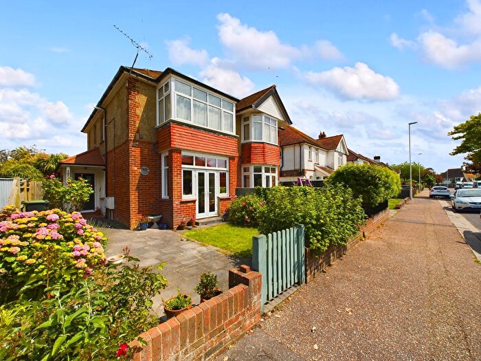 1 Bedroom Flat To Rent In Pevensey Road, Worthing, BN11