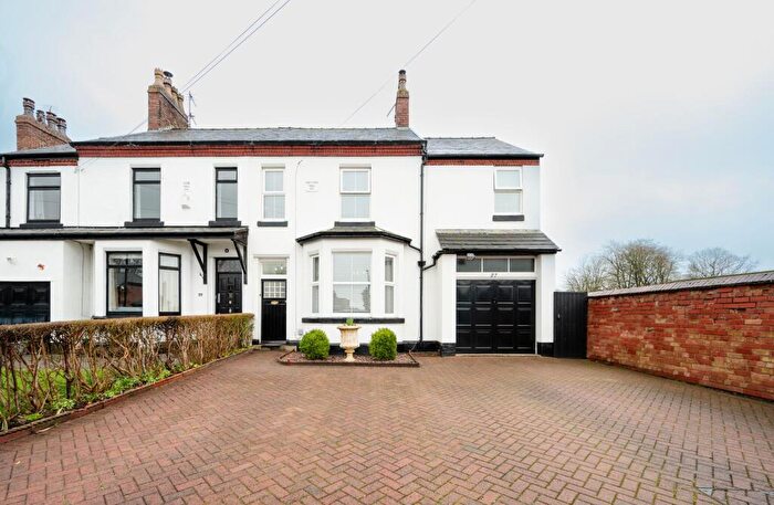 4 Bedroom Semi Detached House For Sale In Springfield Road, Aughton, L39