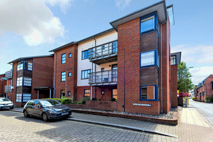 2 Bedroom Apartment To Rent In Silchester Place, Winchester, SO23