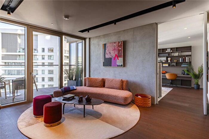 2 Bedroom Apartment For Sale In One Park Drive, Canary Wharf, E14