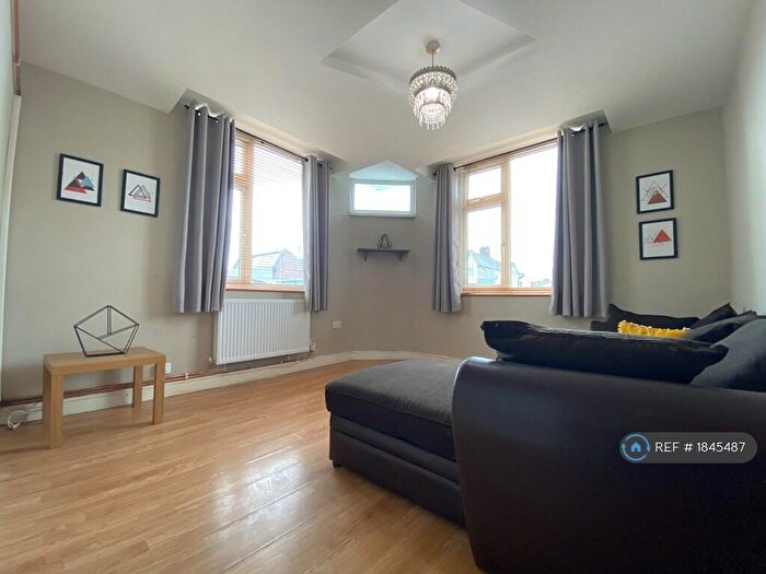 1 Bedroom Flat To Rent In Erith Road, Leicester, LE2