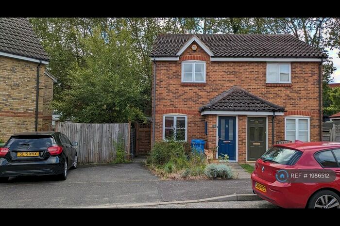 2 Bedroom Semi-Detached House To Rent In Abbotswood Road, London, SE22