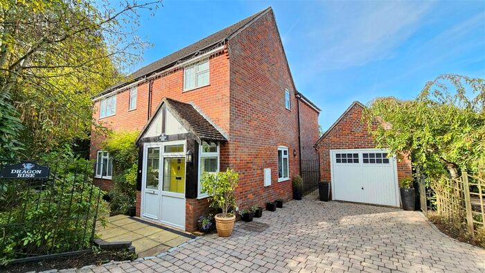 3 Bedroom Detached House For Sale In Tubbs Lane, Highclere, Newbury, RG20