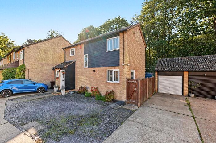 3 Bedroom Property For Sale In Walsham Road, Chatham, ME5