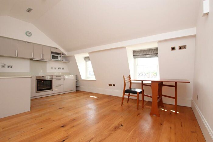1 Bedroom Apartment To Rent In Northampton Street, Bath, BA1