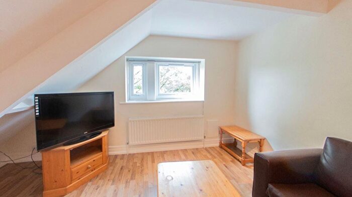 5 Bedroom Flat To Rent In George House, Osborne Road, NE2