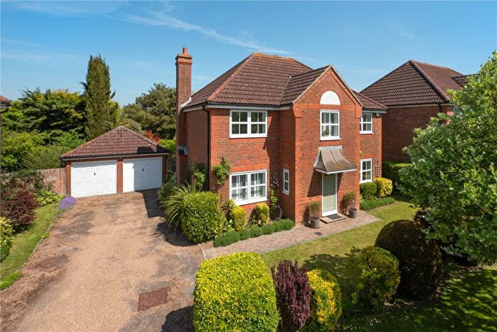 4 Bedroom Detached House For Sale In Ealham Close, Canterbury, Kent, CT4