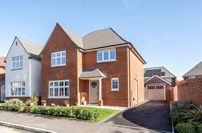 4 Bedroom Detached House For Sale In Dunning Drive, Royton, Oldham, Greater Manchester, OL2