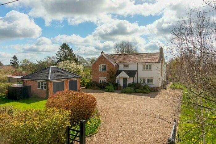 5 Bedroom Detached House For Sale In Caston, NR17