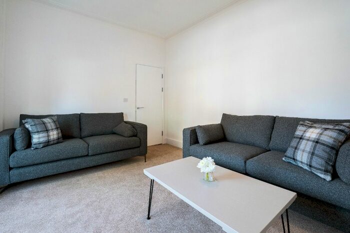 2 Bedroom Semi-Detached House To Rent In Gerald Road, Salford, M6