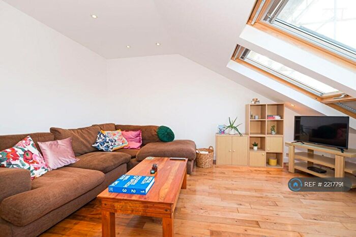 2 Bedroom Flat To Rent In Byrne Road, London, SW12