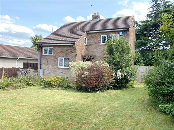 3 Bedroom Detached House For Sale In Grantham Road, Sleaford, NG34