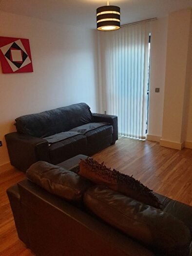 3 Bedroom Flat To Rent In Fresh Tower, Chapel Street, Salford, M3