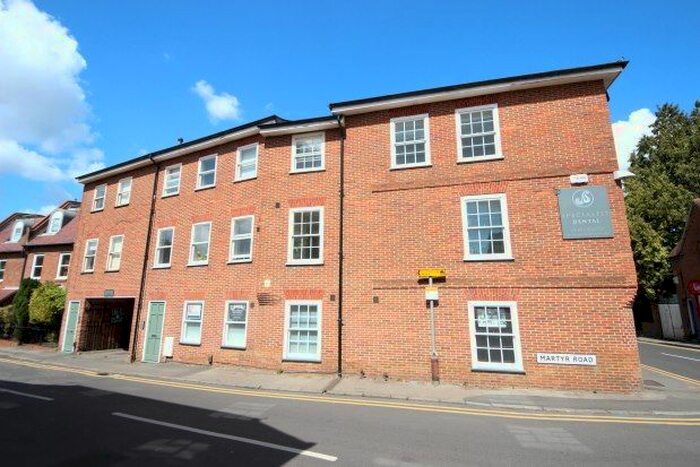 1 Bedroom Flat To Rent In Martyr Road, Guildford, GU1
