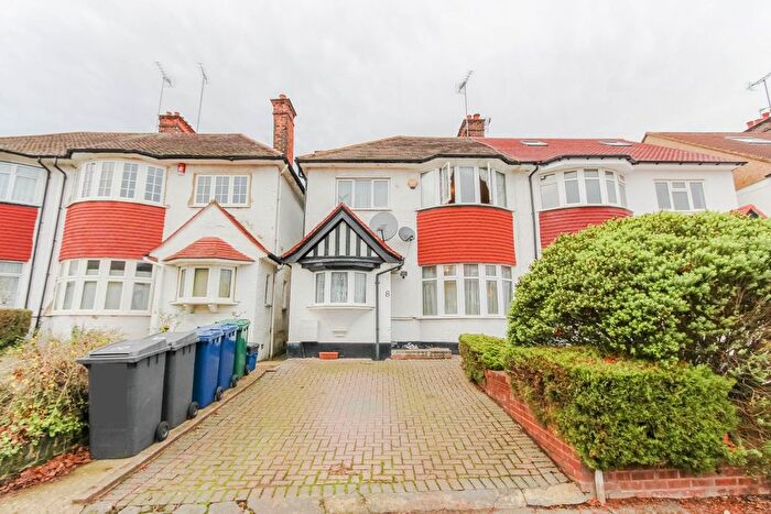 4 Bedroom Semi-Detached House To Rent In Highcroft Gardens, Golders Green, NW11