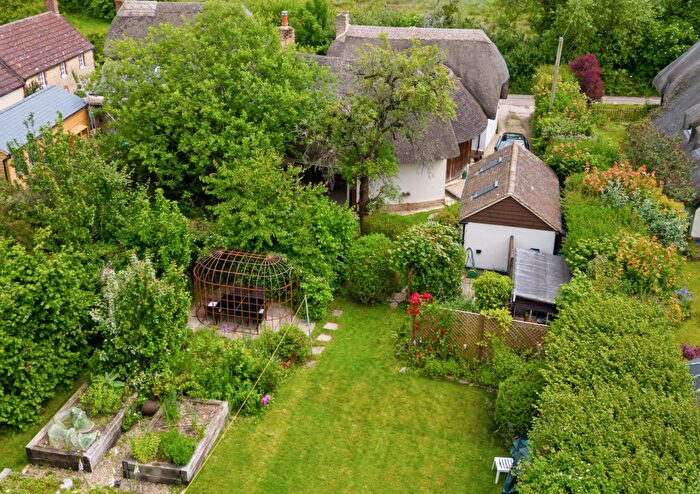4 Bedroom Cottage For Sale In Sutton Lane, Sutton, OX29