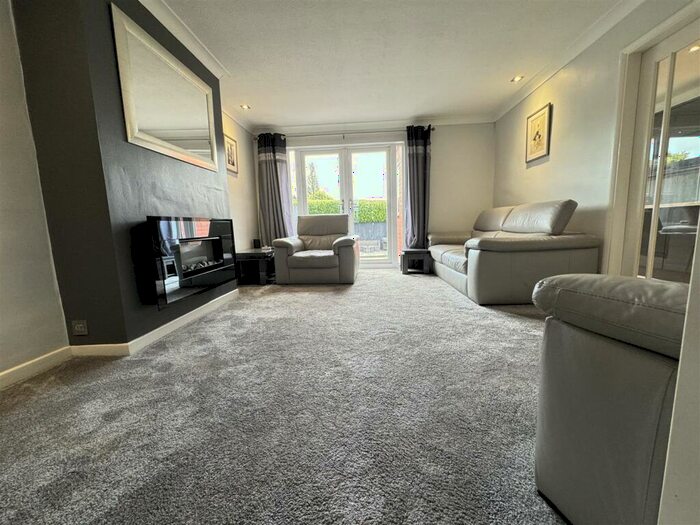 3 Bedroom SemiDetached House For Sale In Stonehurst Road, Great Barr