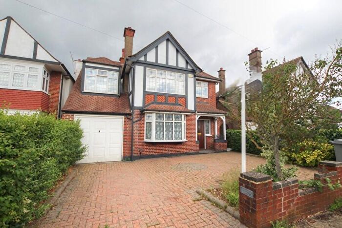 4 Bedroom Semi Detached House To Rent In Grenfell Gardens, Kenton, HA3