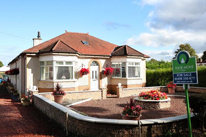4 Bedroom Bungalow To Rent In Lanark Road, Braidwood, Carluke, South Lanarkshire, ML8