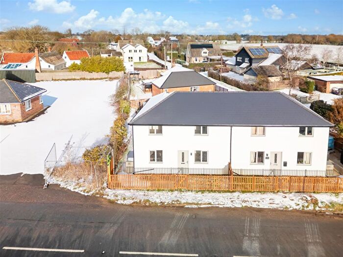 3 Bedroom Semi-Detached House For Sale In Forward Green, Stowmarket, IP14