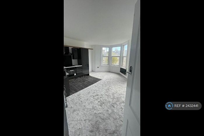 1 Bedroom Flat To Rent In Moorland Road, Weston-Super-Mare, BS23
