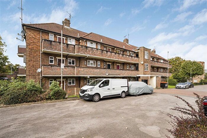 1 Bedroom Flat For Sale In Reed House, Toland Square, Putney, SW15