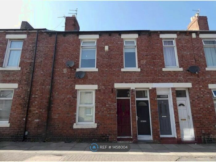 3 Bedroom Flat To Rent In Lemon Street, South Shields, NE33