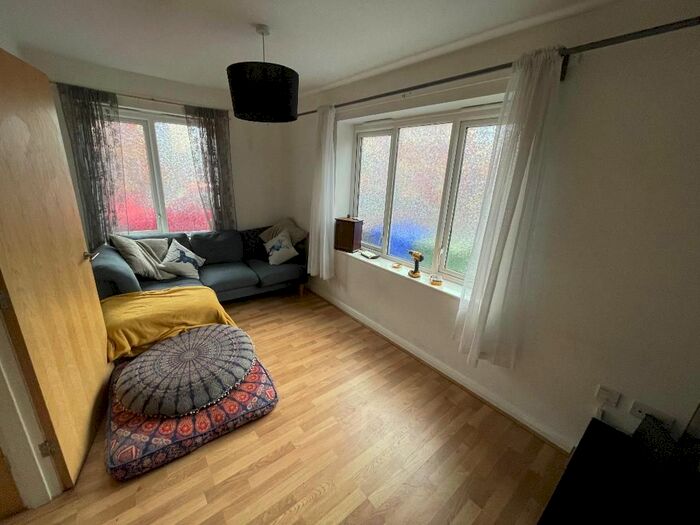 2 Bedroom Terraced House To Rent In Kirkmanshulme Lane, Longsight, Manchester, M12
