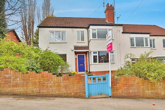 2 Bedroom Apartment For Sale In Woodland Park Road, Leeds, LS6