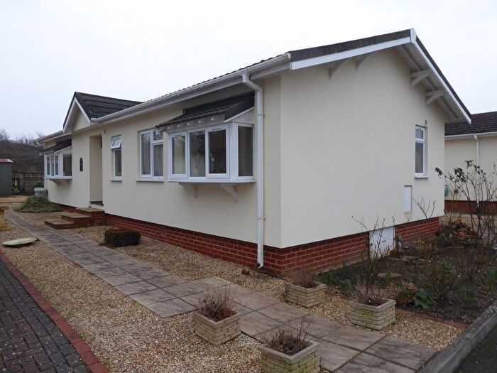 2 Bedroom Park Home For Sale In Surrey Hills Park, Guildford Road, Normandy, Guildford, GU3