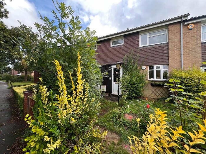 1 Bedroom House To Rent In Bewbush, RH11