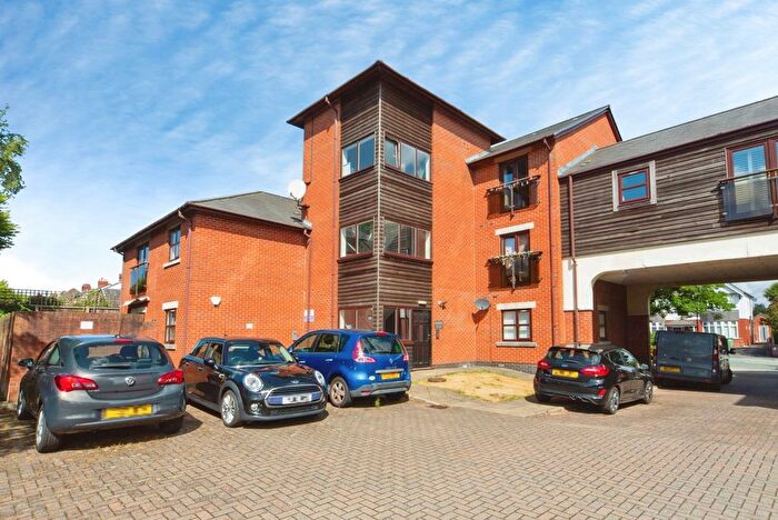 2 Bedroom Flat For Sale In Prescot Road, St. Helens, Merseyside, WA10