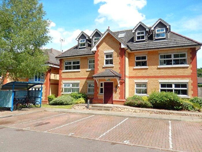 1 Bedroom Flat To Rent In Farnborough Road, Farnborough, Hampshire, GU14